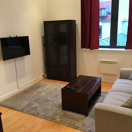 Stylish City Centre Apartment Cardiff Exteriör bild