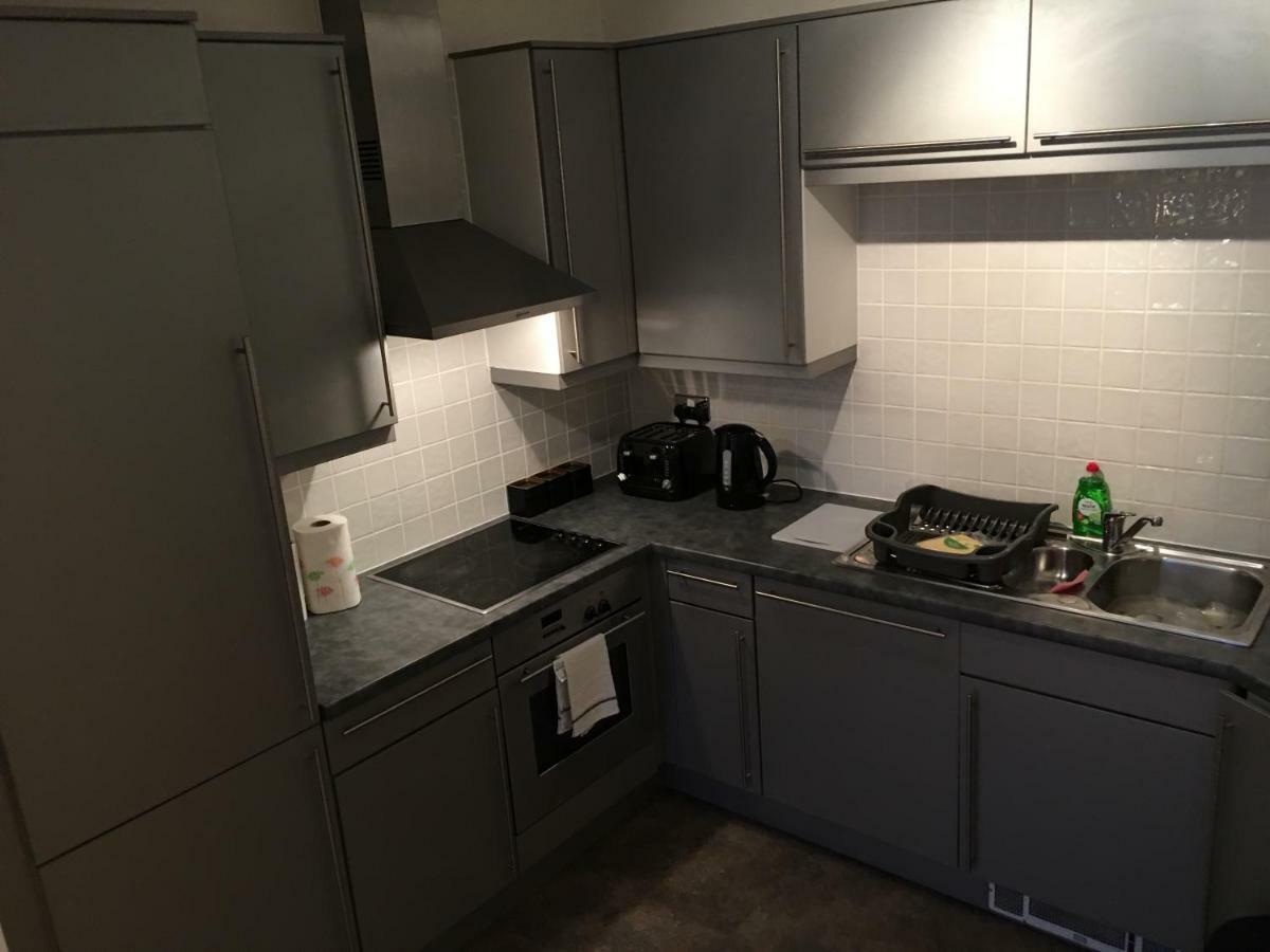 Stylish City Centre Apartment Cardiff Exteriör bild